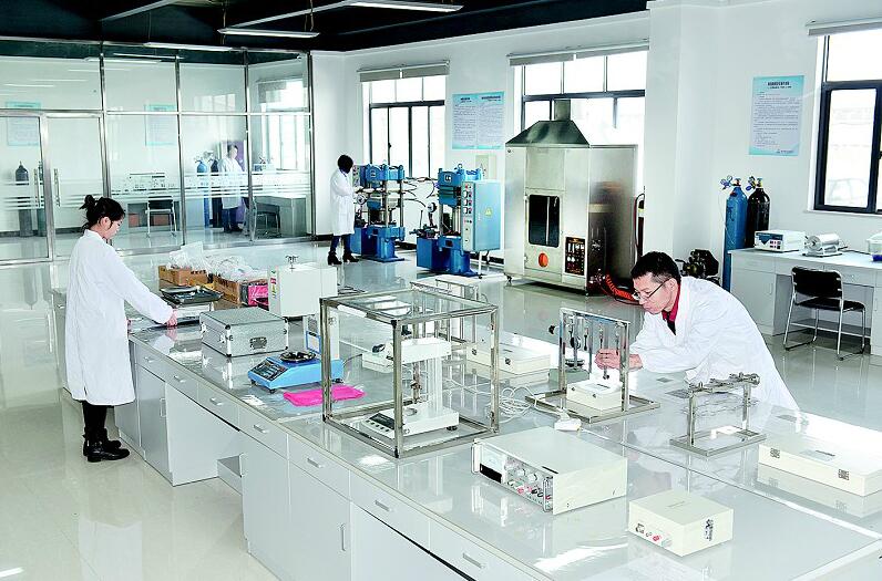 从一片瓷砖到百亿产业 黄梅新材料产业紧盯高质量技术研发之路